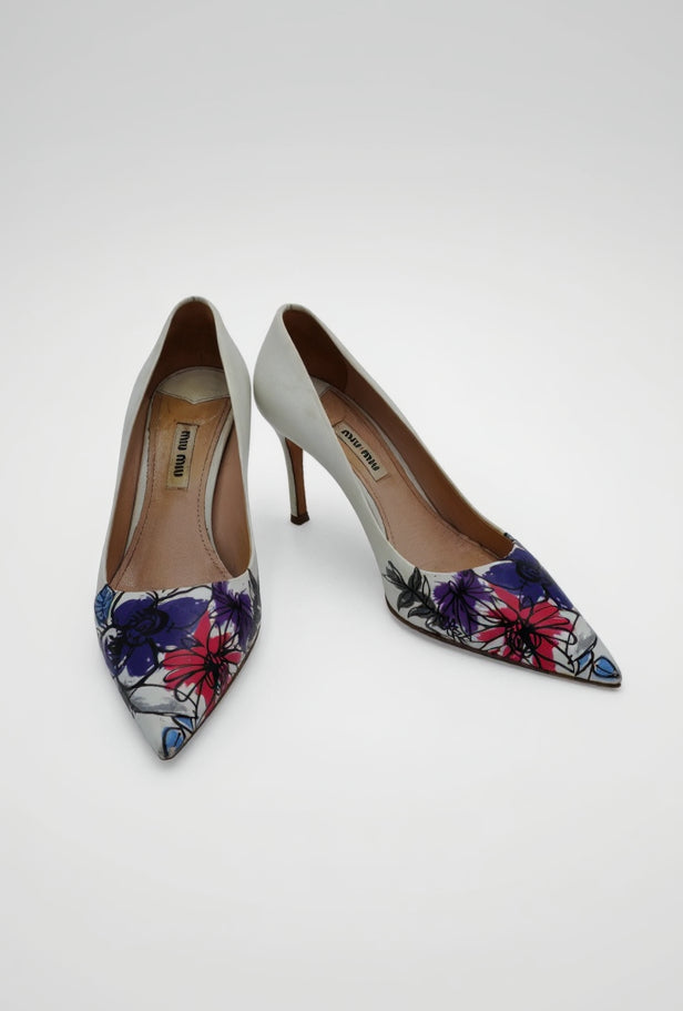 Miu Miu Floral Pointed-Toe Pumps, size 36